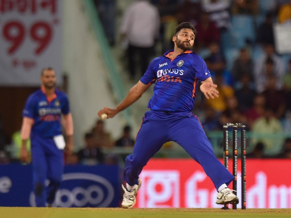 ఎక్కువ పరుగులిచ్చాం