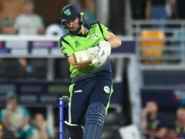 లోర్కాన్ టక్కర్ లోర్కాన్ టక్కర్