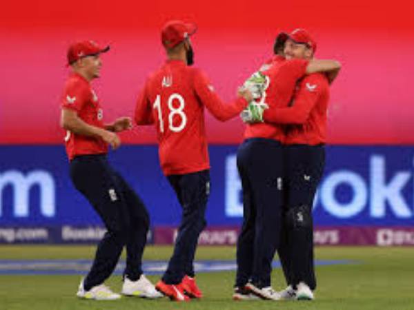 బౌలింగ్ ఫర్వాలేదనిపించినా..