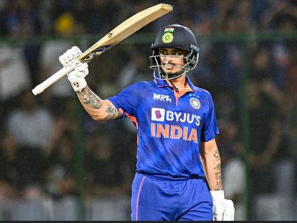 సిక్సర్లు బాదడం వెన్నతో పెట్టిన విద్య..