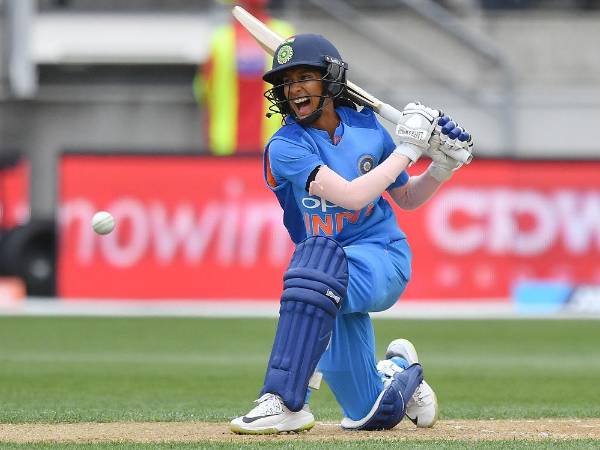 బౌలింగ్ ర్యాంకింగ్స్‌లో ఆరో ర్యాంకుకు దీప్తి