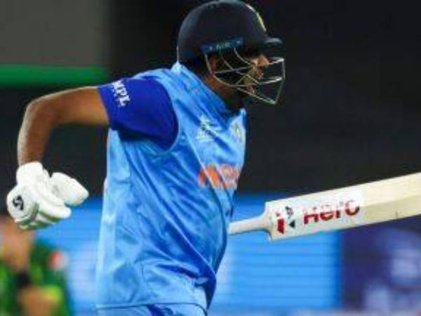  కార్తీక్‌ను తిట్టుకున్నా..