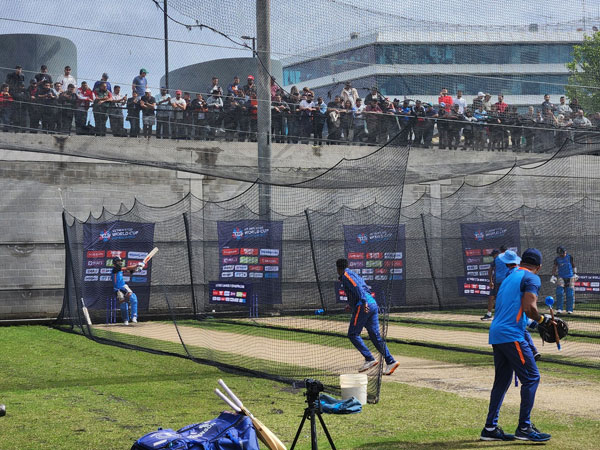 గంటన్నరపాటు నెట్స్‌లో..