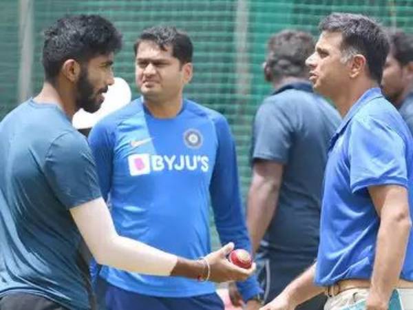 అక్టోబర్ 6న పయనం..