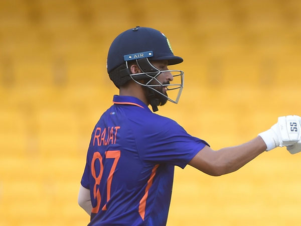 రజత్ పటీదార్ అరంగేట్రం..