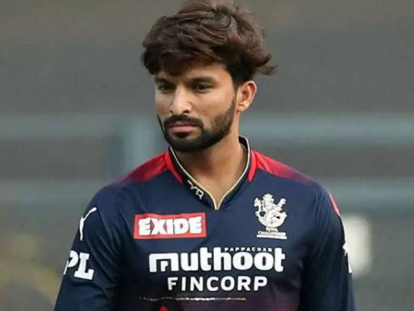 రజత్ పటీదార్‌కు చాన్స్..