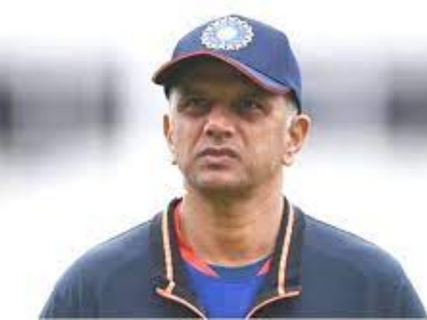 చెత్త ఫీల్డింగ్.. బెడిసి కొట్టిన ద్రవిడ్ వ్యూహం.