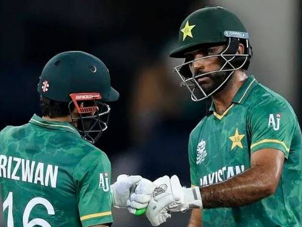 బౌన్సర్లు ఆడలేకపోతున్నారు..