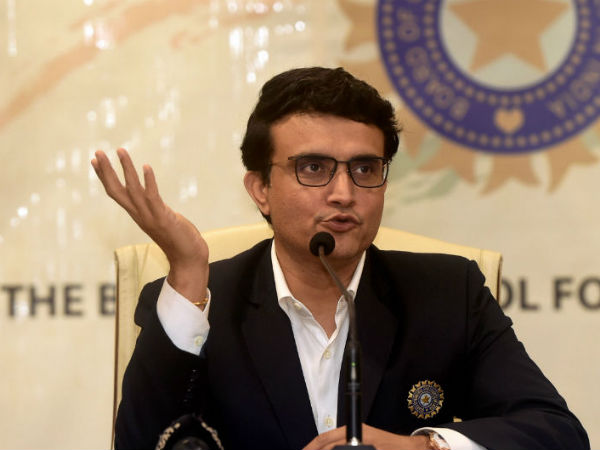 కర్ణాటక ప్లేయర్లతో..