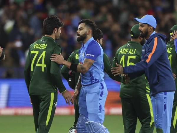 ఎక్స్‌ట్రాలపై..