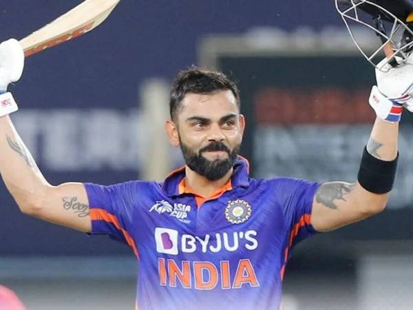 గతేడాది పాక్పైనా.. గతేడాది పాక్పైనా..