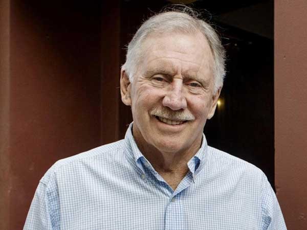 రాజకీయ నాయకులే కారణం