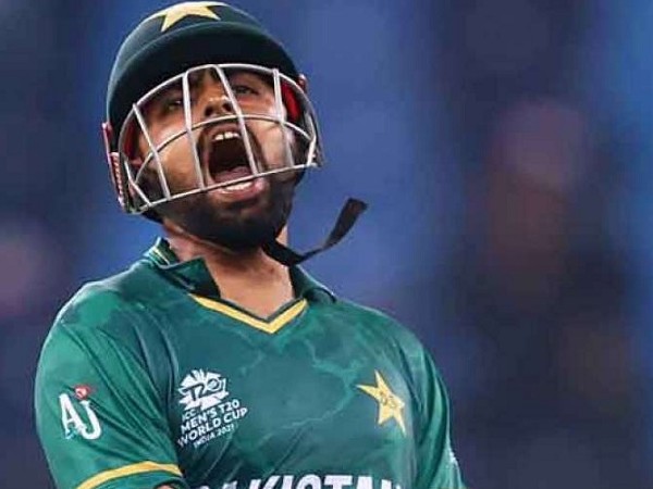 కలవరపెడుతున్న ఆజమ్ ఫామ్..