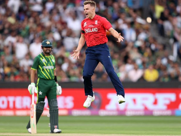 సామ్ కరన్‌ కోసం..