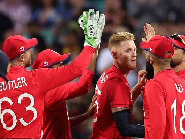 మలన్ స్థానంలో..