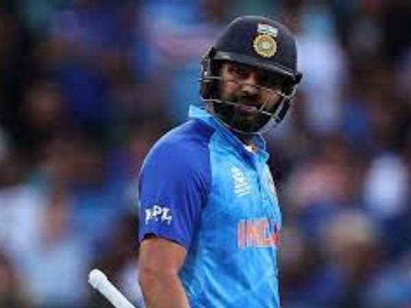  కోచ్‌లు కూడా..