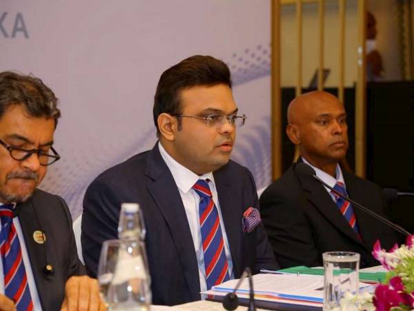 గ్రెగ్ కంటిన్యూ..