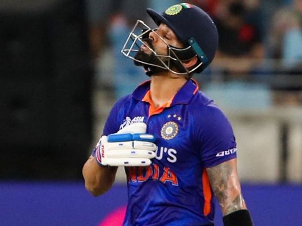  కోహ్లీ హాఫ్ సెంచరీ..