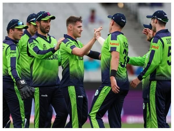  తుదిజట్లల్లో..