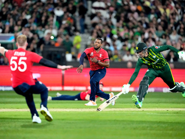 కామెన్‌సెన్స్ ఉండాలి..