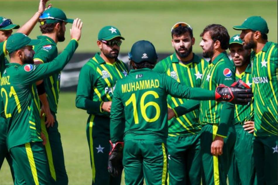 Pakistan defeat Bangladesh by 5 wickets and qualify for the semifinals of this T20 World Cup 2022 Pakistan defeat Bangladesh by 5 wickets and qualify for the semifinals of this T20 World Cup 2022