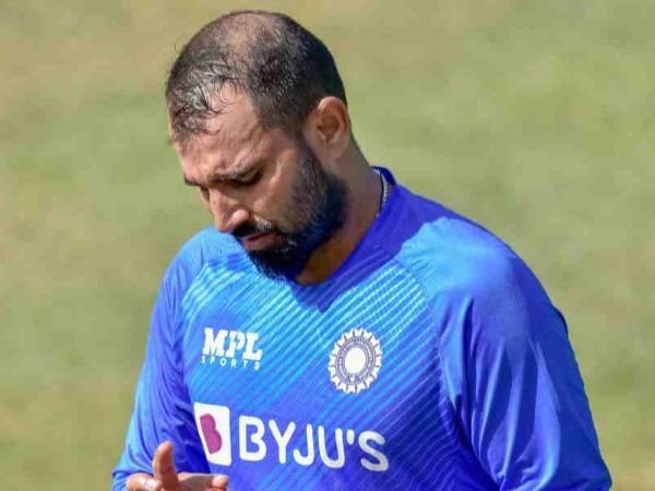 నిజమైన అభిమానులు..