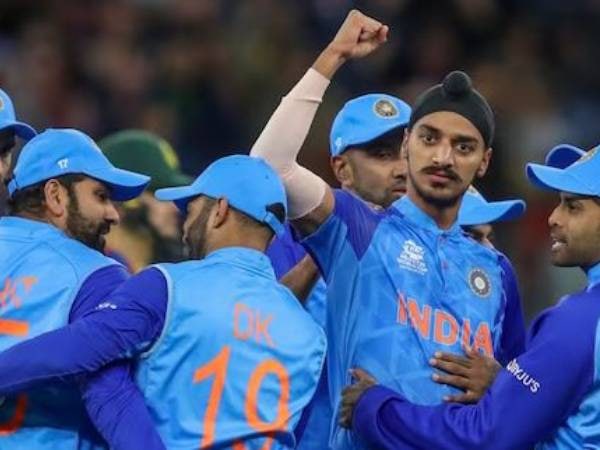 సెమీస్ చేరిన భారత్..