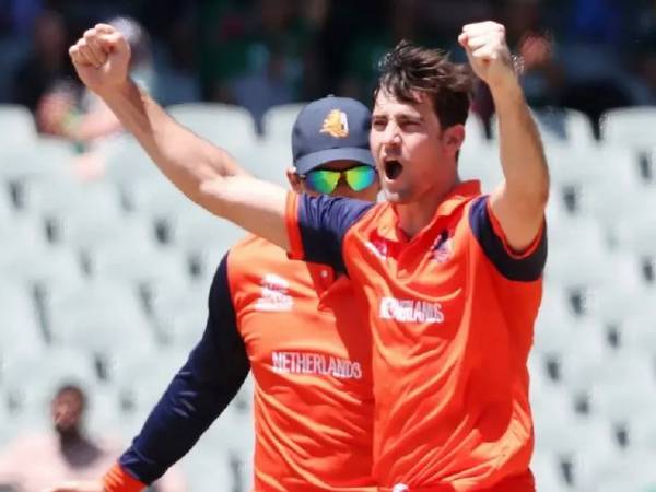  బ్యాటింగ్‌లో.. బౌలింగ్‌లో..