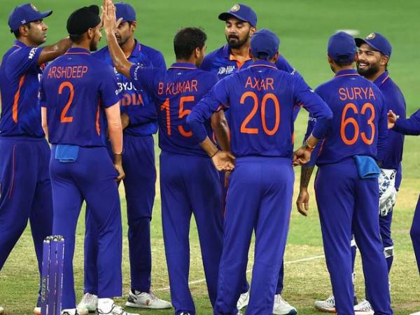  సీనియర్లకు విశ్రాంతి..