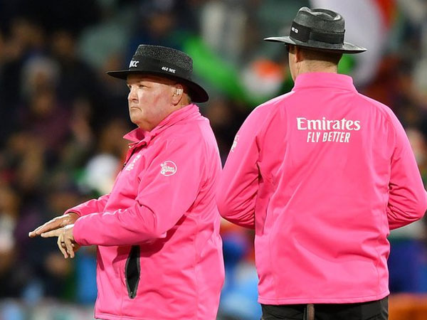 అలాంటి సీన్ ఇక్కడా..