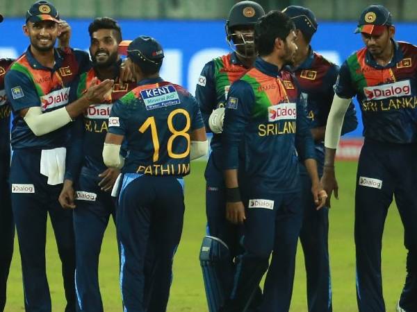 ప్రపంచకప్‌లో అదరగొట్టిన హసరంగ..