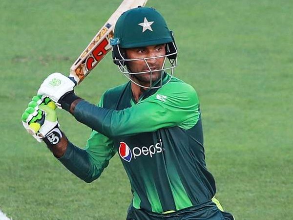 ఫకర్ అవుట్..