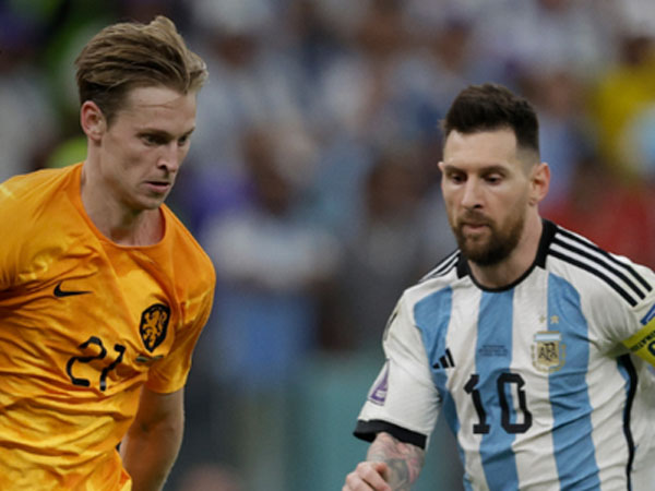 చివర్లో పుంజుకున్న డచ్..