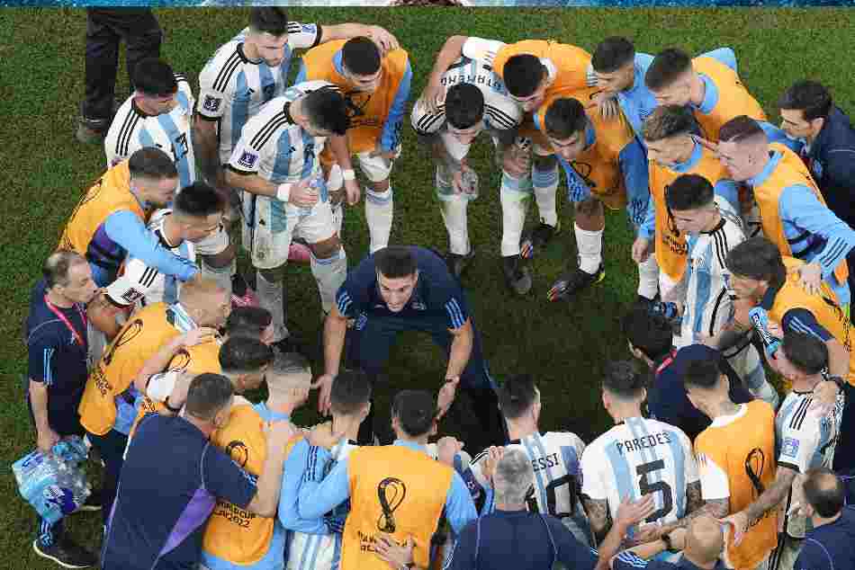 Mbappe lone fight did not get France over the fence. Argentina won the final in fashion.