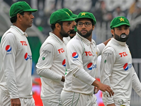 పాకిస్థాన్ ఔట్..