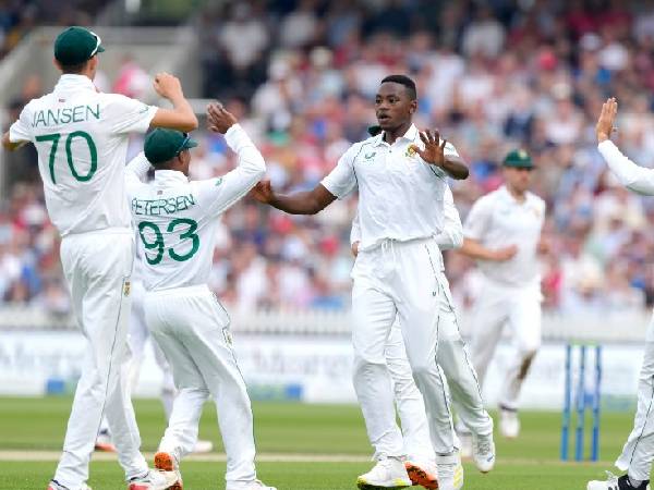 సంక్లిష్టంగా సౌతాఫ్రికా..