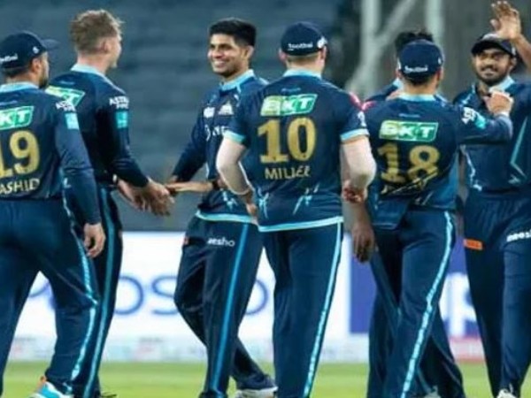  బౌలర్లుగా షమీ, జోసెఫ్, శివమ్ మావీ