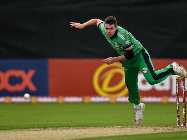 రెండు ఓవర్లు ఇచ్చేవారు..