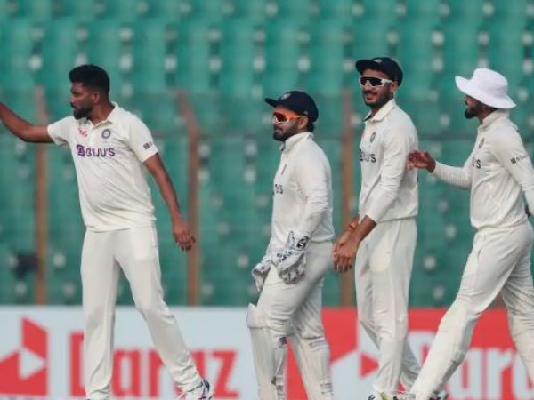 సిరాజ్ ఖాతాలో మరో వికెట్