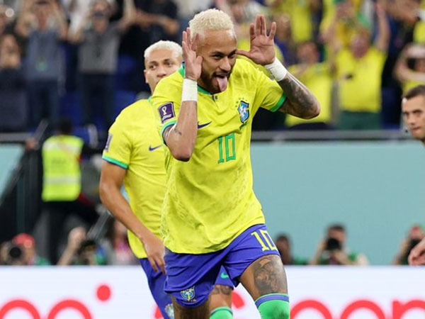 Brazil storm to quarter finals for the 8th straight time