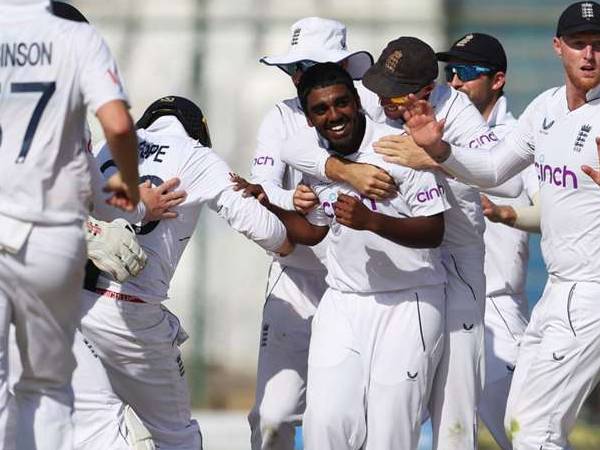 విజయం ముంగిట ఇంగ్లండ్..