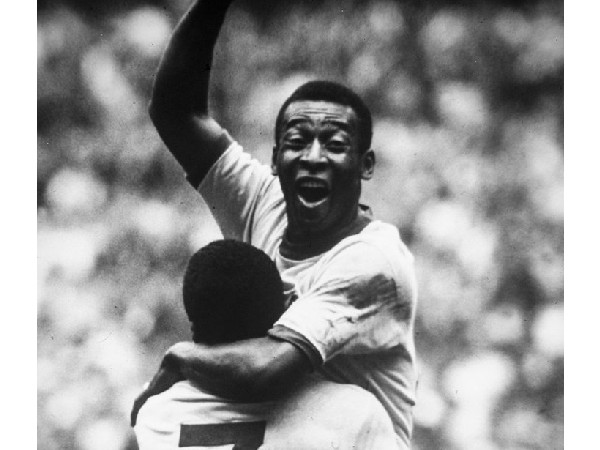 ఫుట్‌బాల్ ఆటకు అమెరికాలో.. 