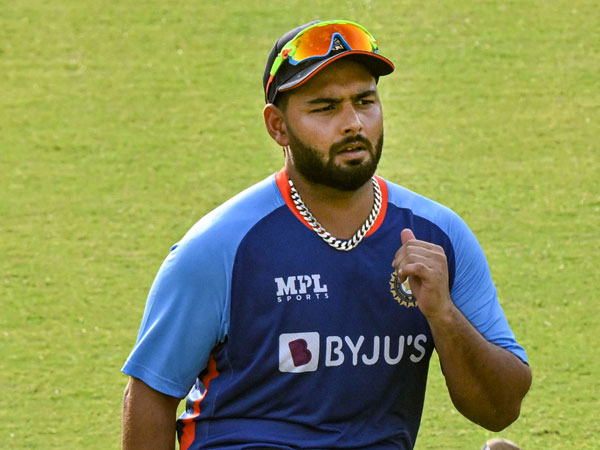 బంగ్లా టూర్‌లో విషయం తెలిసి..