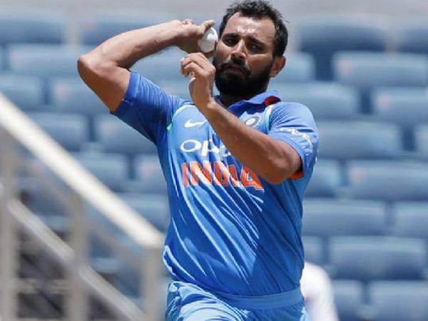 చేతి గాయంతో...