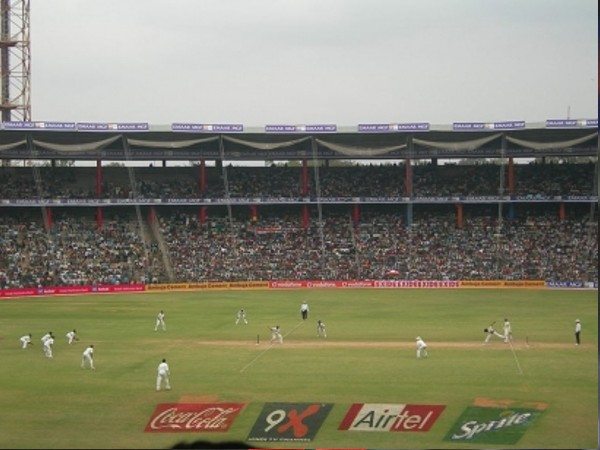 చిన్నస్వామి స్టేడియమే పెద్ద సమస్య..