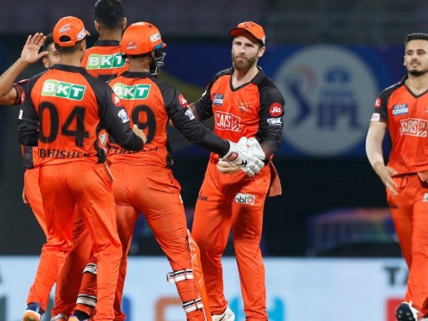  సరైన స్పిన్నర్ కొరత