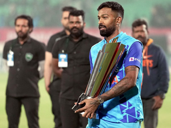 నా ఆటగాళ్లకు అండగా ఉండటం..