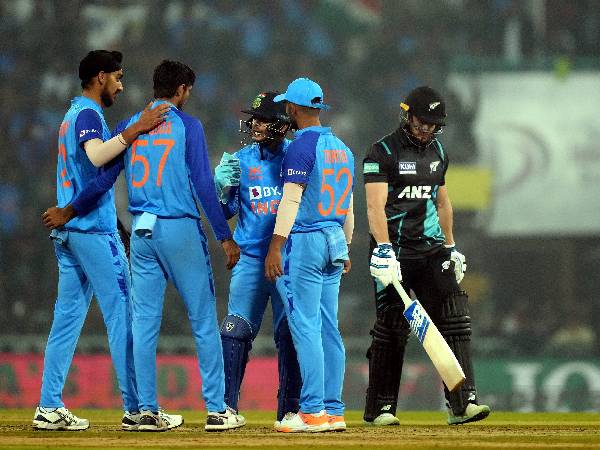 టీమిండియా బౌలింగ్ సూపర్