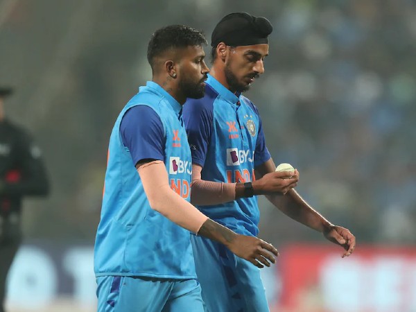 హార్దిక్ పాండ్యా అత్యుత్సాం..