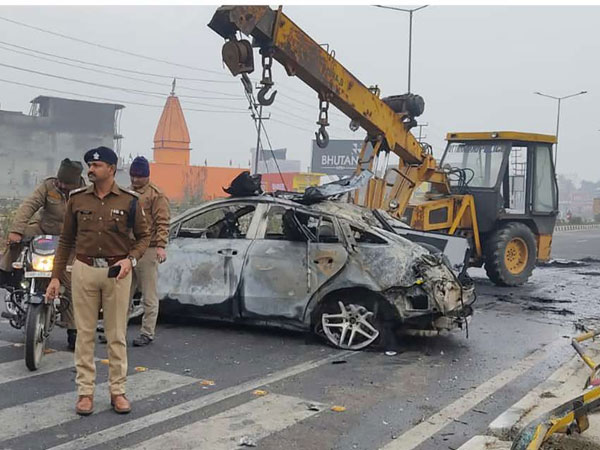 మోకాళ్లకు ఆపరేషన్లు..